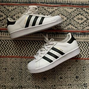 adidas superstars